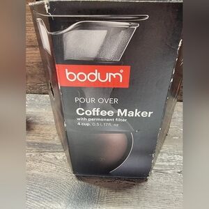 Bodum Pour Over 4 Cup Coffee Maker Mesh Filter 17 Fl. Oz  Perm. Filter Red